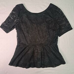 Lily Black Black Lace Peplum Floral Short Sleeve Top Nylon Blend Size 1 Moody
